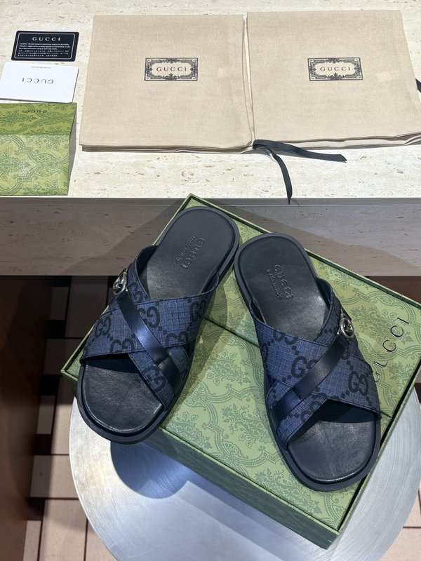 GUCCI 남성 2026 신상 교차 샌들 001-180412