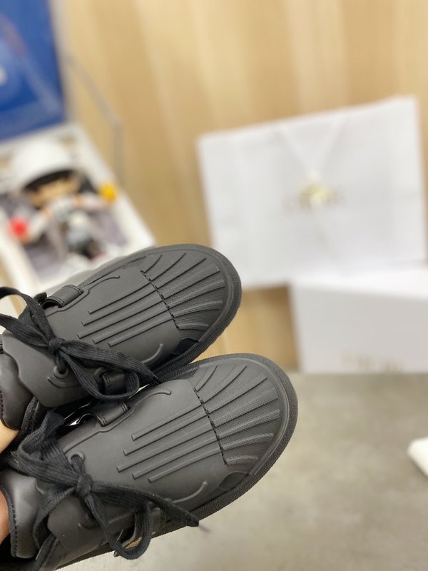 DIOR 커플 클래식 쉘토 캐주얼 슈즈 001-180444