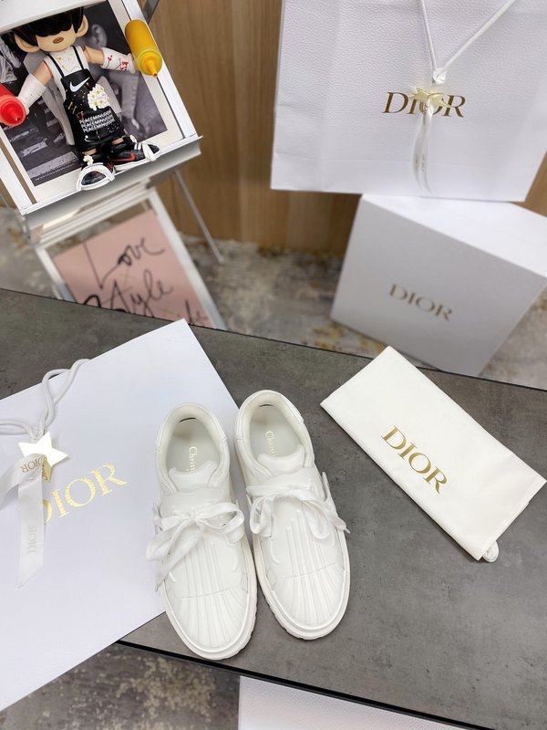 DIOR 커플 클래식 조개껍질 헤드 화이트 슈즈 001-180445