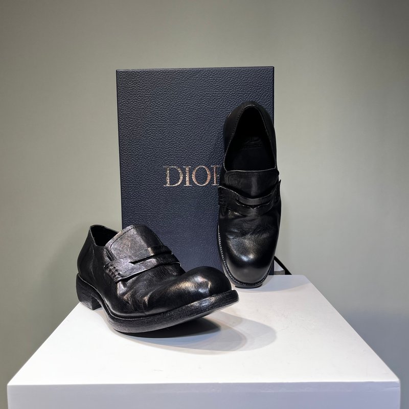 Dior 워싱 빈티지 아일랜드 말가죽 구두 001-180500