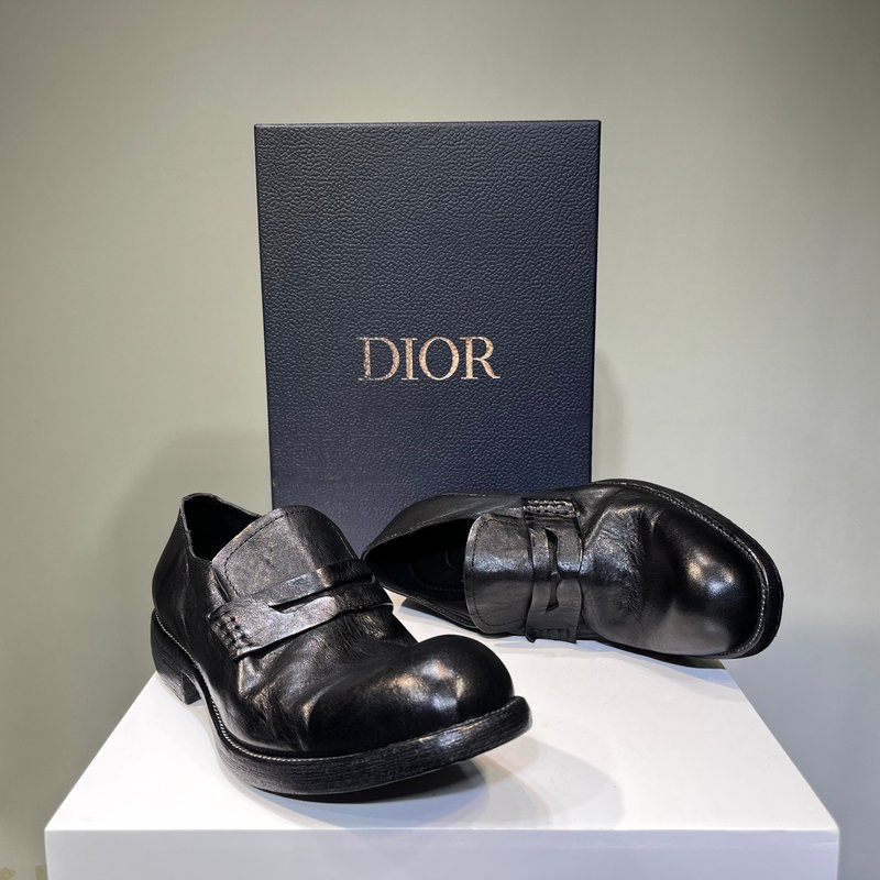 Dior 워싱 빈티지 아일랜드 말가죽 구두 001-180500