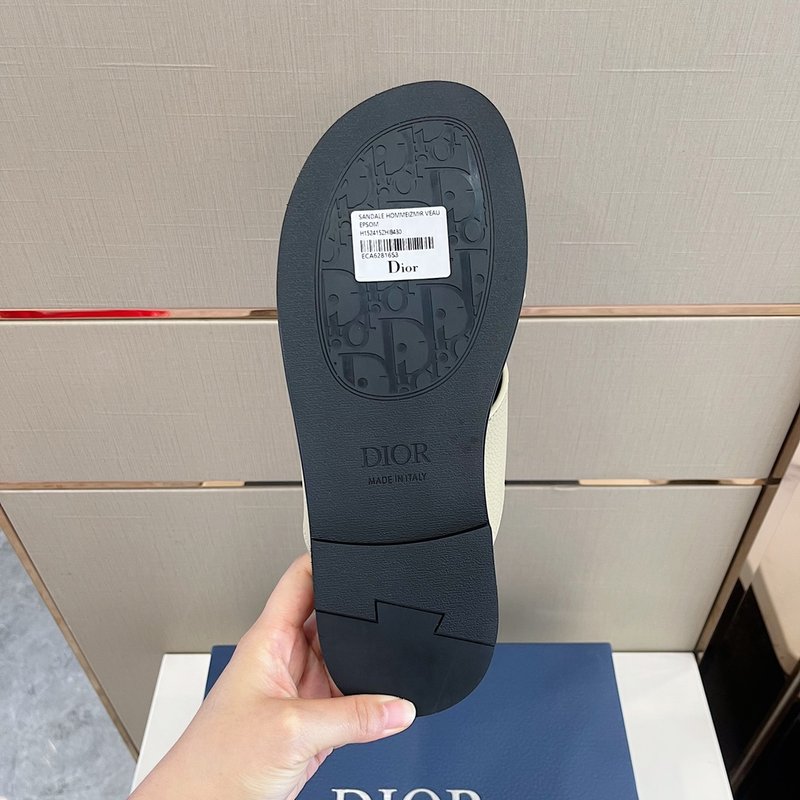 Dior Alias 남성 그레인 가죽 슬리퍼 001-180540