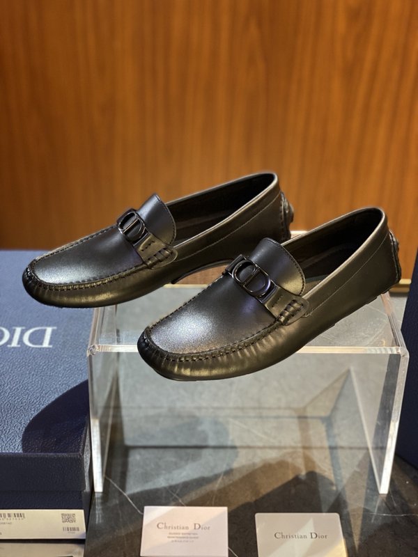 Dior Odeon 소가죽 수제 로퍼 001-180570