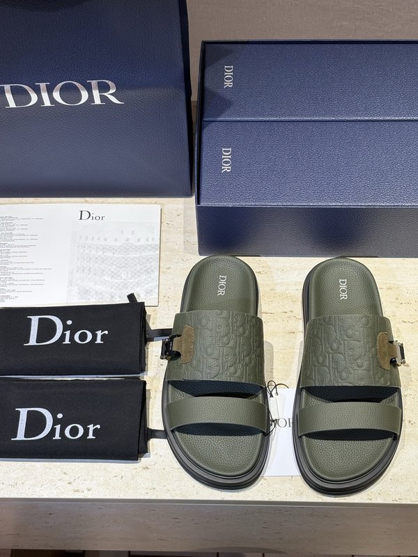 Dior Aqua 남성 교차 스트랩 샌들 001-180857