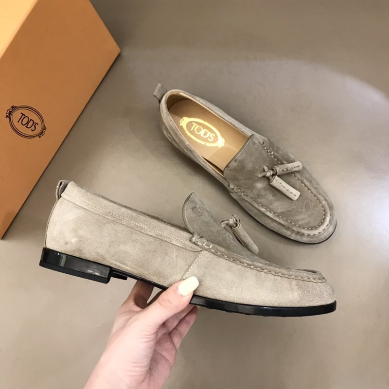 Tod's 토즈 남성 수입 스웨이드 로퍼 001-180875
