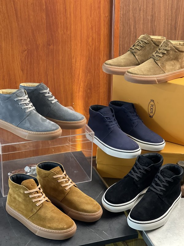 Tod's 스웨이드 가죽 하이톱 운동화 001-180877