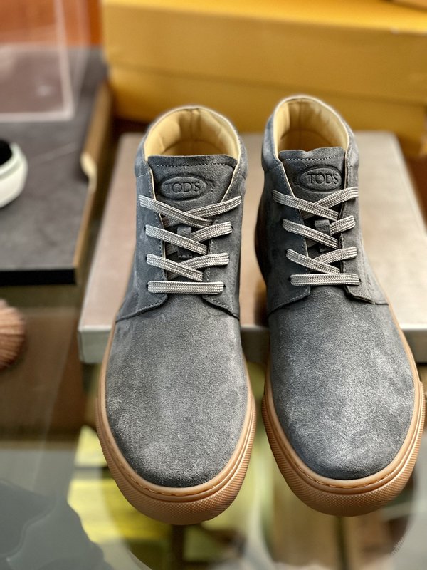 Tod's 스웨이드 가죽 하이톱 운동화 001-180877