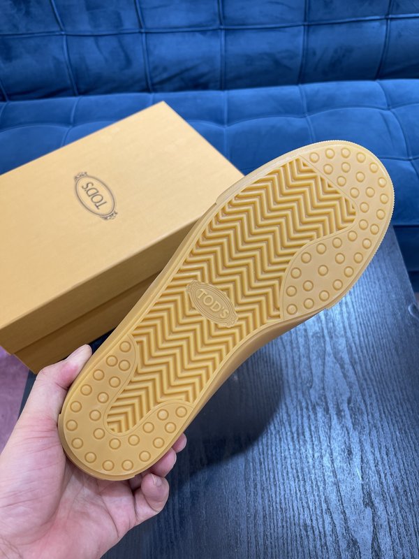 Tod's 남성 이탈리아 소가죽 캐주얼슈즈 001-180879