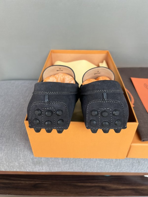 TODS 남성 수입 소가죽 로퍼 001-180886