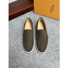 TODS 남성 스웨이드 로퍼 구두 001-180891