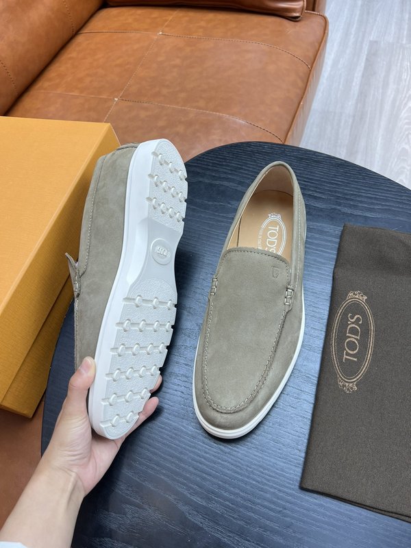 TOD'S 토즈 남성 스웨이드 로퍼 슈즈 001-180896