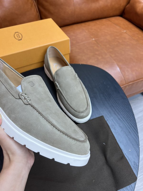 TOD'S 토즈 남성 스웨이드 로퍼 슈즈 001-180896
