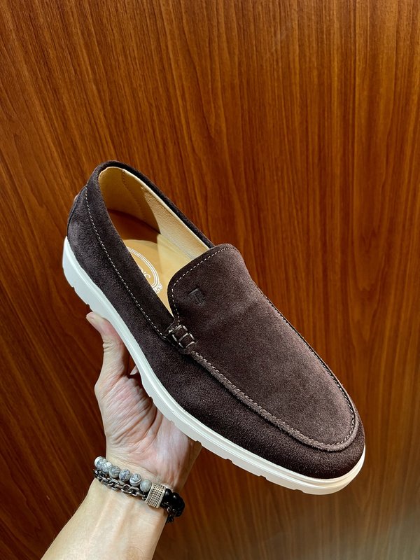 TOD's 2023 초가을 가죽 로퍼 001-180912