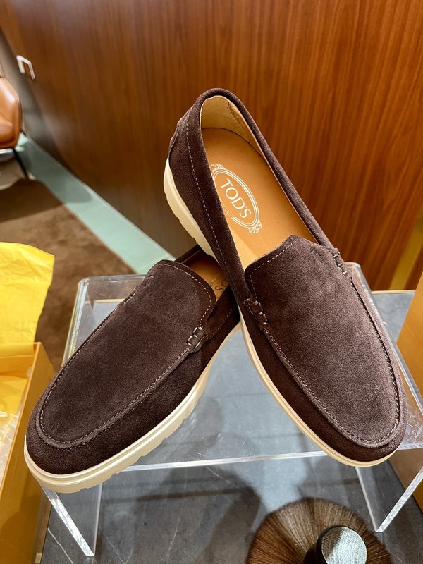 TOD's 2023 초가을 가죽 로퍼 001-180912