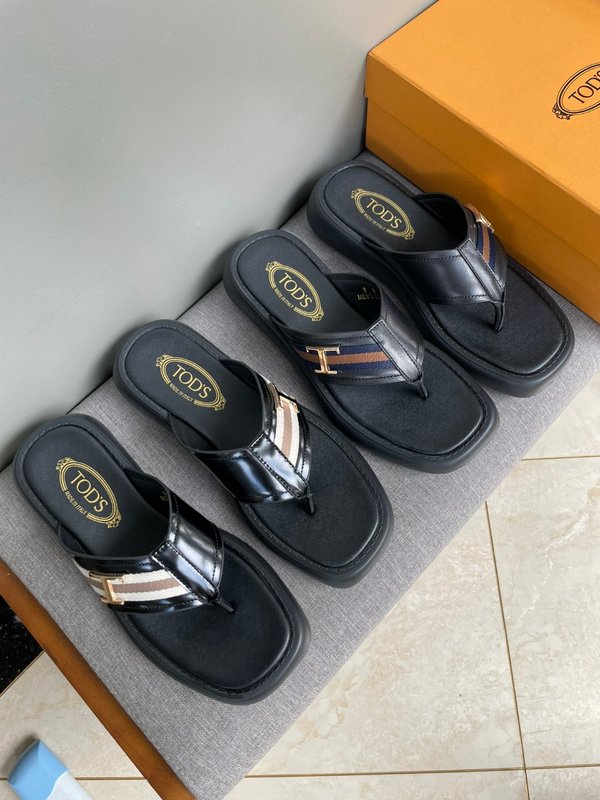 TODS 토즈 클래식 더블 T 로고 슬리퍼 001-180925