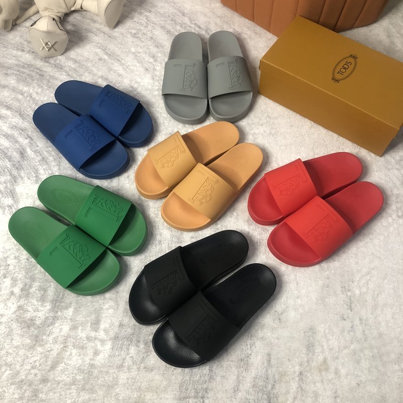 TODS 여러 가지 퍼 슬리퍼 001-180926