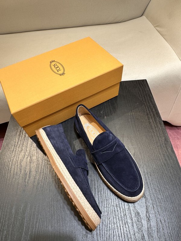 Tod's 스텝온 스웨이드 가죽 로퍼 001-180927