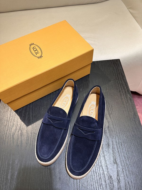 Tod's 스텝온 스웨이드 가죽 로퍼 001-180927