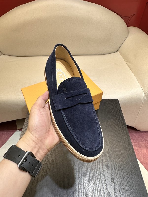 Tod's 스텝온 스웨이드 가죽 로퍼 001-180927