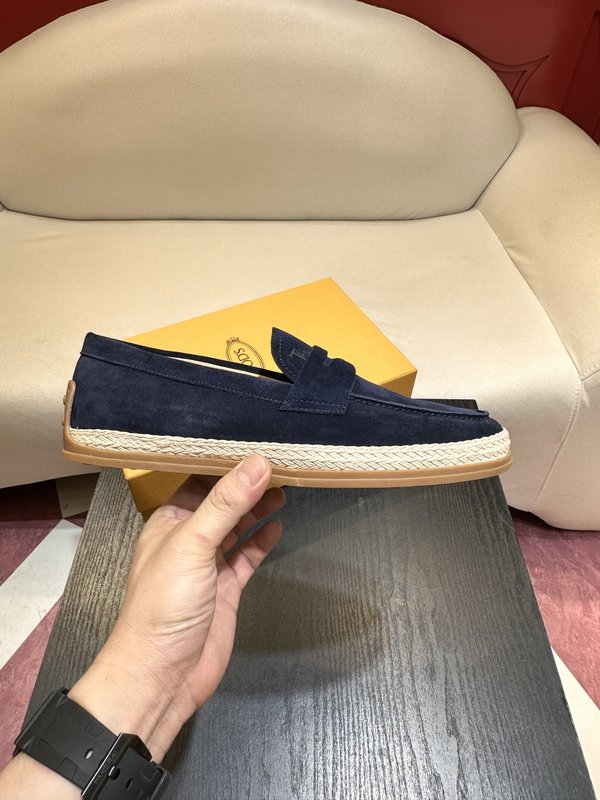 Tod's 스텝온 스웨이드 가죽 로퍼 001-180927