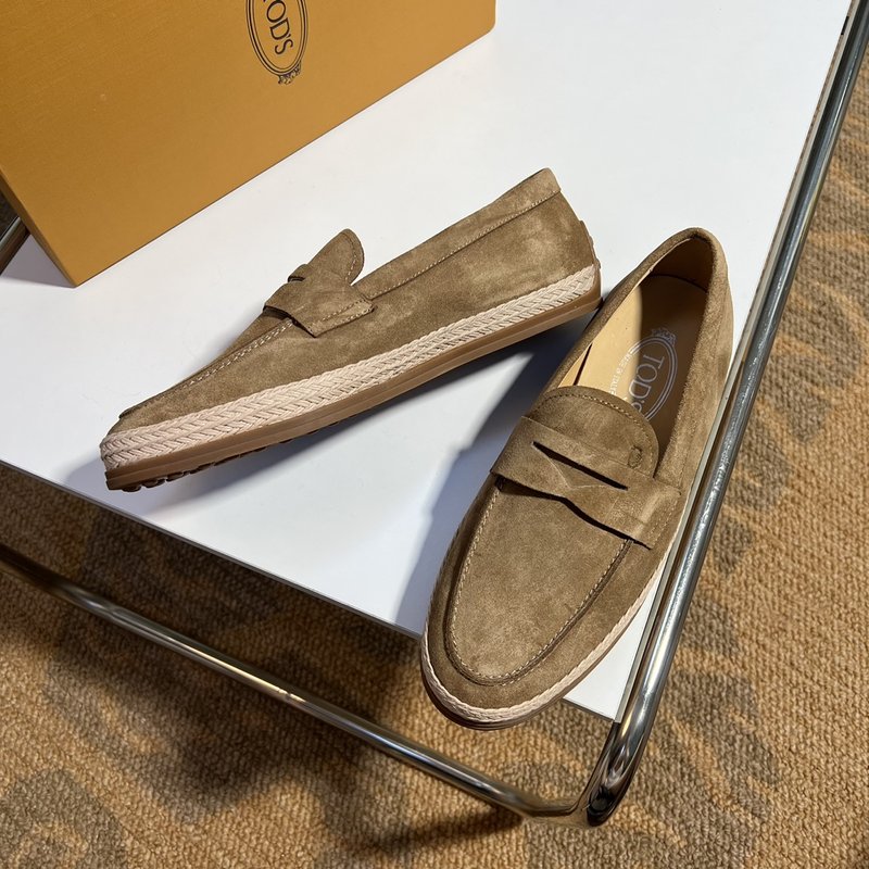 TODS 비즈니스 캐주얼 로퍼 001-180928