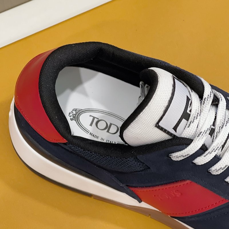 Tods 남성 가죽 패치 운동화 001-180929