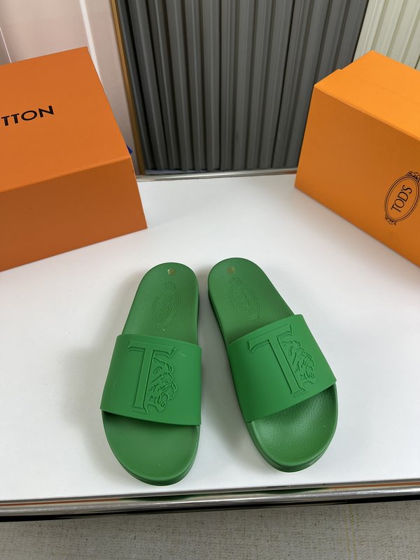 TOD'S 커플 그린 슬리퍼 001-180935