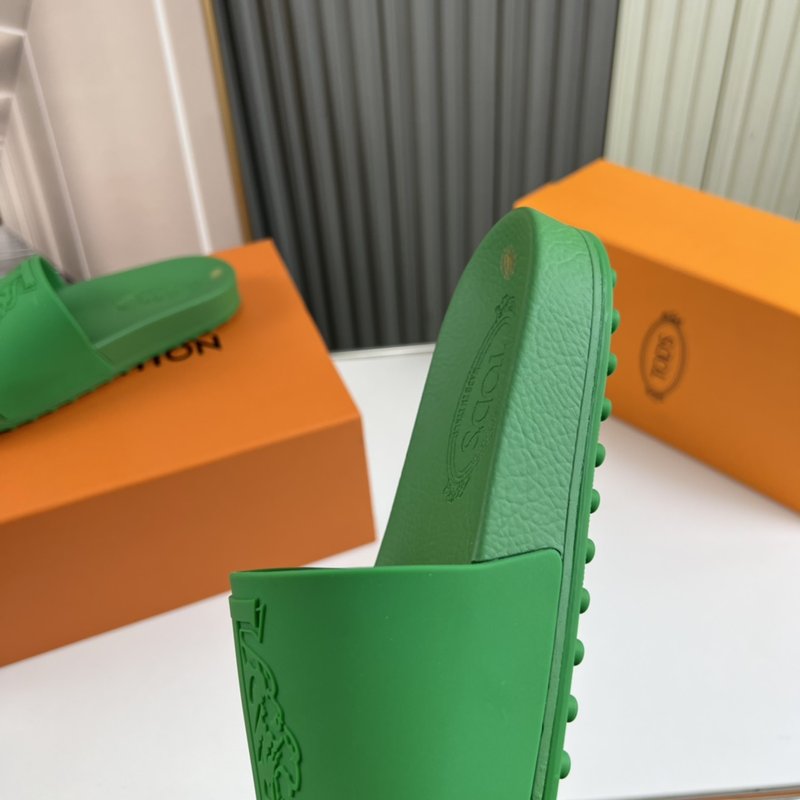 TOD'S 커플 그린 슬리퍼 001-180935