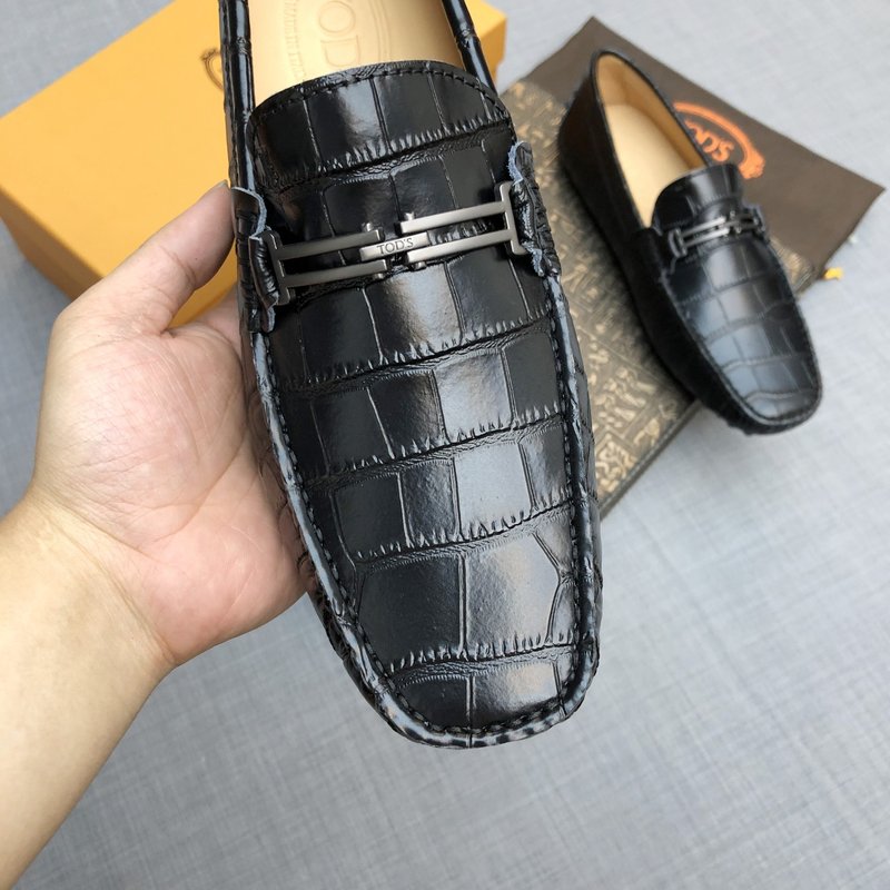 토즈 남성 크로코무늬 로퍼 001-180937