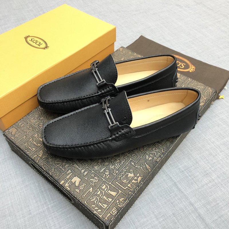 Tods 남성 리자드 패턴 로퍼 001-180939