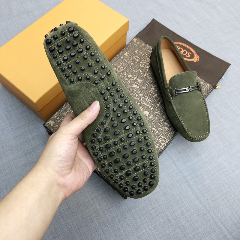 Tods 남성 스웨이드 로퍼 군녹색 001-180942