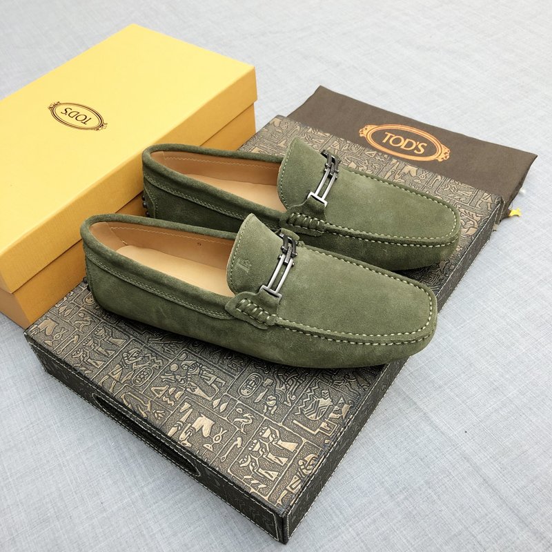 Tods 남성 스웨이드 로퍼 군녹색 001-180942