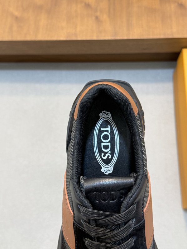 TODS 남성 이탈리아 소 가죽 캐주얼 슈즈 001-180963