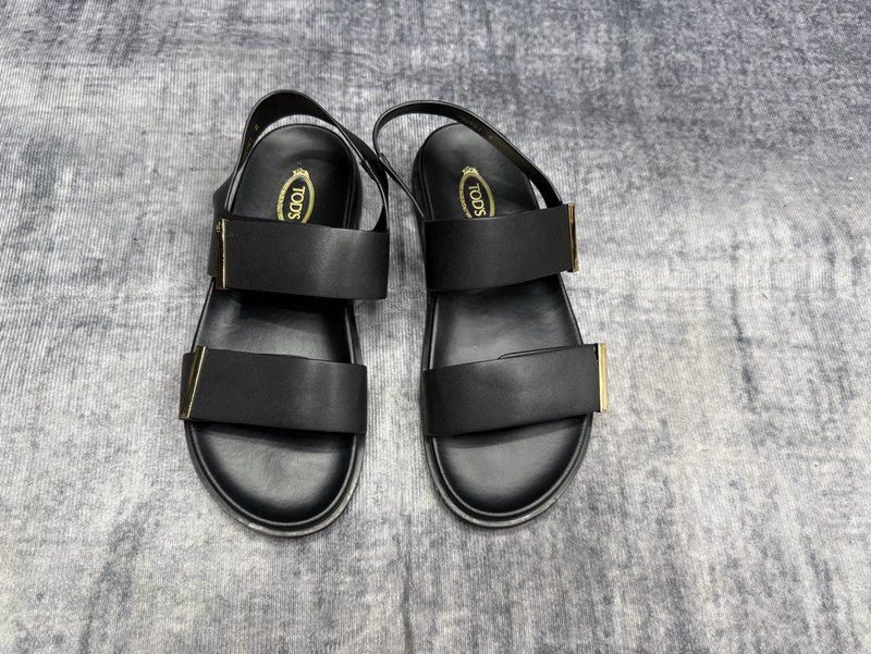 TOD'S 토드스 신규 블랙 슬리퍼 001-180966