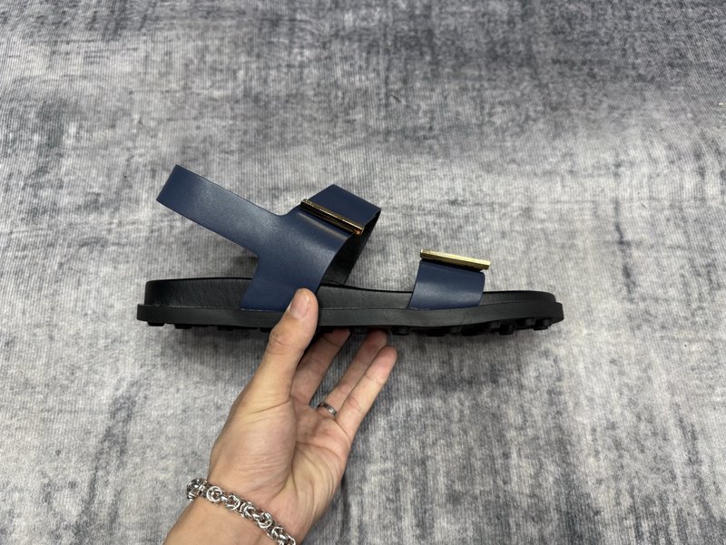TOD'S 토드스 신규 슬리퍼 001-180967