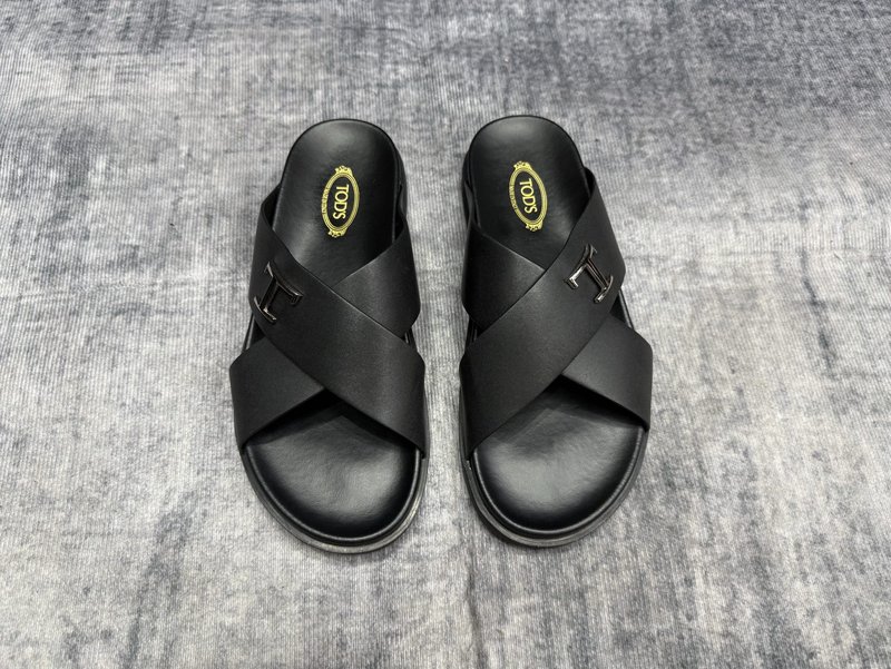 TOD'S 토즈 신규 블랙 슬리퍼 001-180970