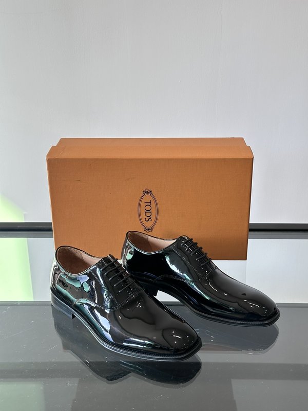 Tod's 남성 슬립온 캐주얼 드라이빙 슈즈 001-180976
