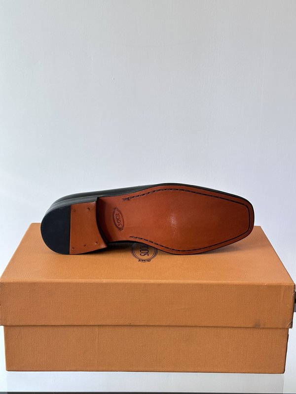 Tod's 남성 수입 가죽 원터치 캐주얼 드라이빙슈즈 001-180979