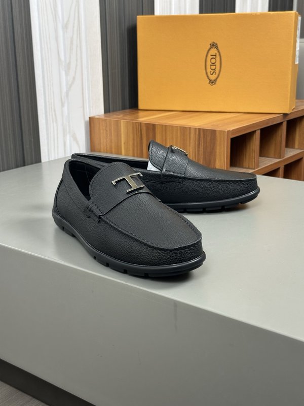 Tods 남성 수입 소 가죽 로퍼 001-180989
