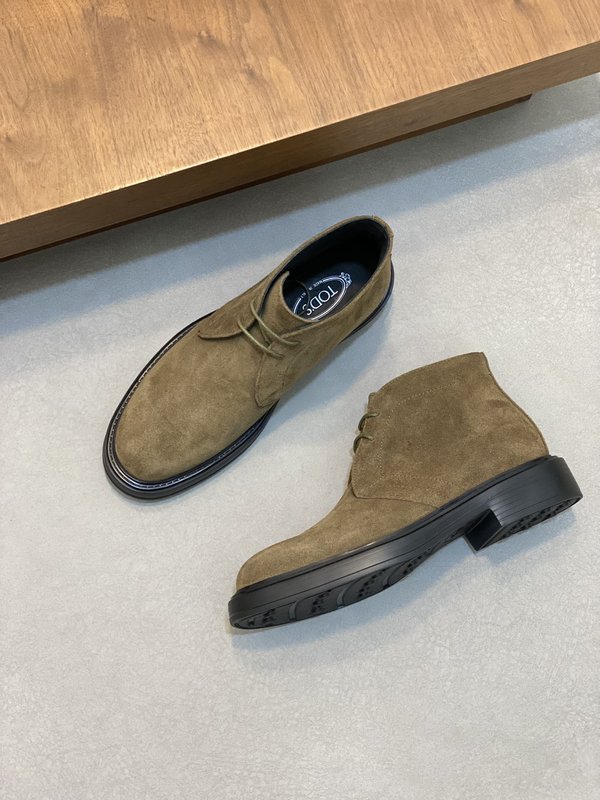 Tods 남성 미들컷 로퍼 부츠 001-180997