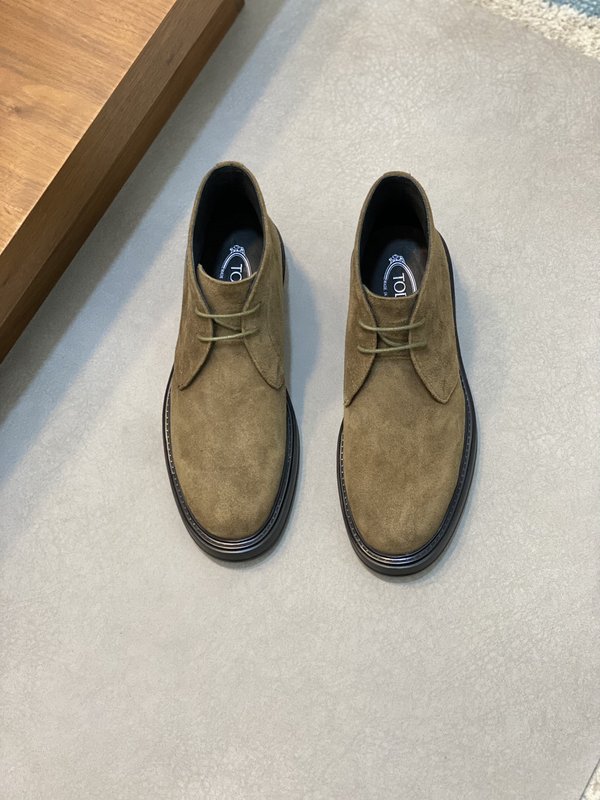 Tods 남성 미들컷 로퍼 부츠 001-180997