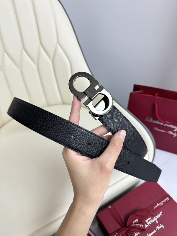 페라가모 양면 소가죽 벨트 001-181090
