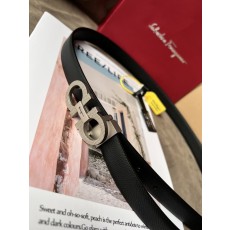 페라가모 가란치니 좁은 소 가죽 벨트 001-181193