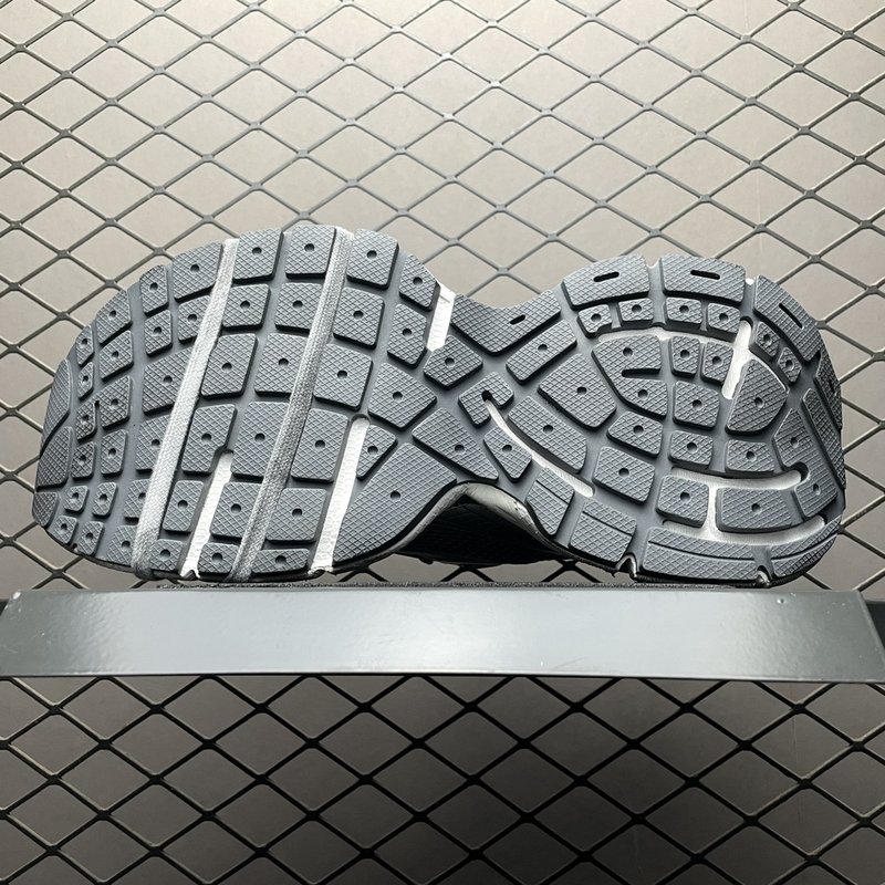 발렌시아가 3XL 빈티지 러닝슈즈 001-181378
