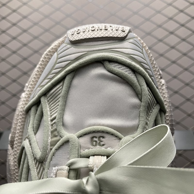 발렌시아가 3XL 새틴 보우 스니커즈 001-181406