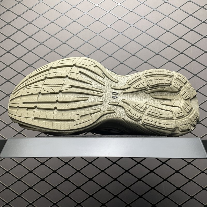 발렌시아가 먼데이 복고풍 캐주얼 운동화 001-181447