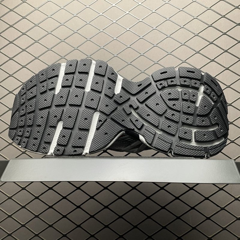 발렌시아가 3XL 빈티지 러닝슈즈 001-181477