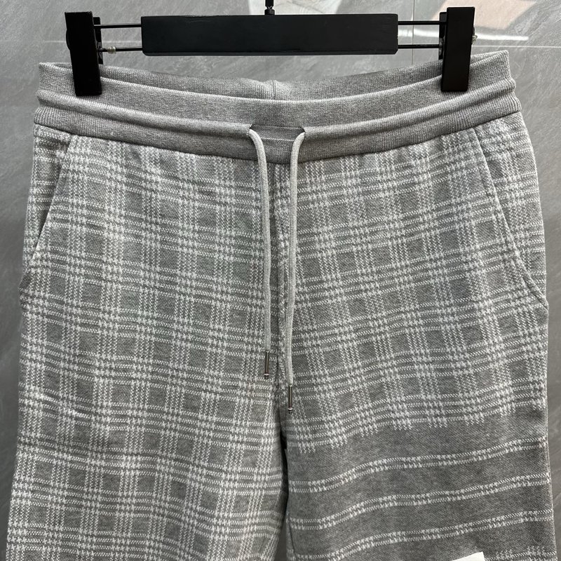 톰브라운 클래식 체크 4 바 쇼츠 001-181499