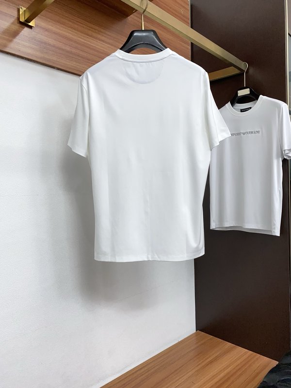 브루넬로 쿠치넬리 남성 라운드넥 반팔 티셔츠 001-181566