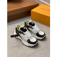 루이비통 스웨이드 가죽 캐주얼 운동화 001-181911
